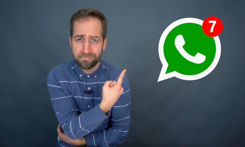 whatsapp chat appen signal smartphone android iphone icloud drive google facebook