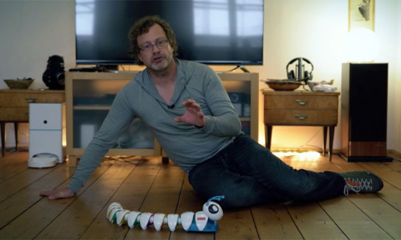 Uitpakparty: Co-de-Rups leert kids de basics van programmeren