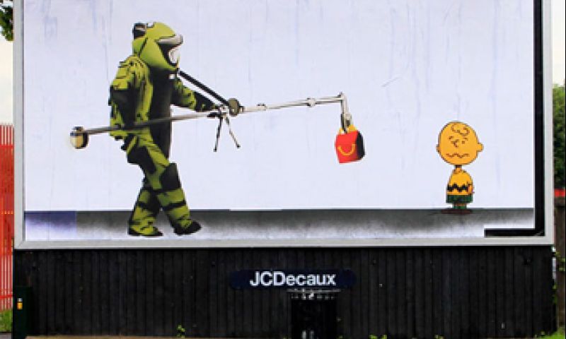 Straatkunstenaars openen jacht op straatreclame