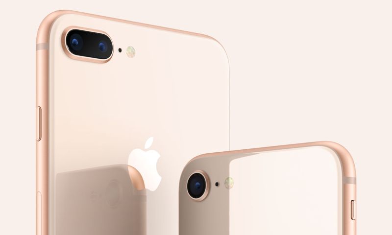 'Productie iPhone 8 en 8 Plus gehalveerd'