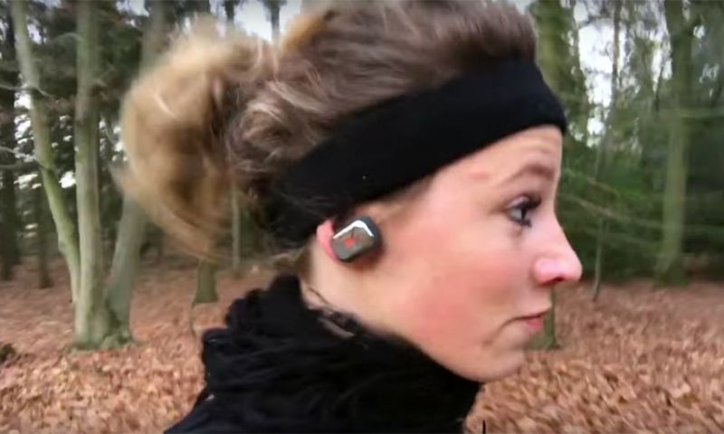 Fitgirl: hardlopen én headbangen met draadloze oordoppen PKParis