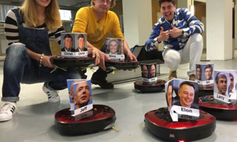 Kijk Bright TV aflevering 8: robotstofzuigers en Makerspaces