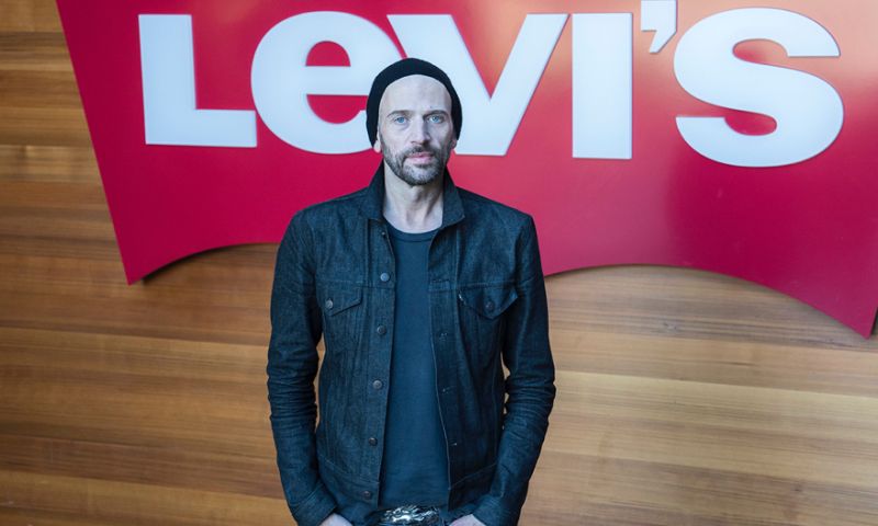 Interview: Levi's-topman over de eerste slimme spijkerjas