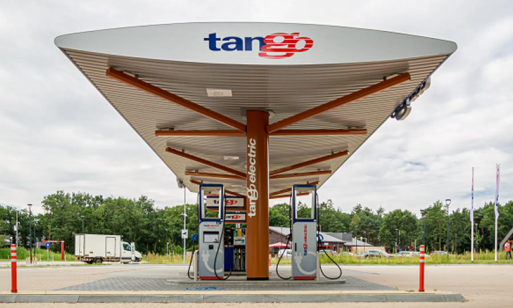 Tankstations Tango krijgen laadpalen