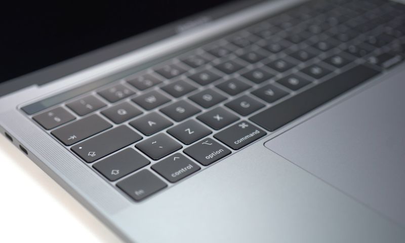 Apple defecte MacBook toetsenborden repareren kapot toetsenbord reparatie