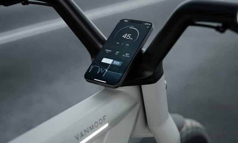 VanMoof V heeft ingebouwde smartphonehouder