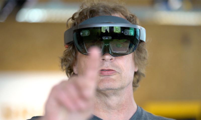 Kijk Bright TV terug: HoloLens, Hyperloop, Google