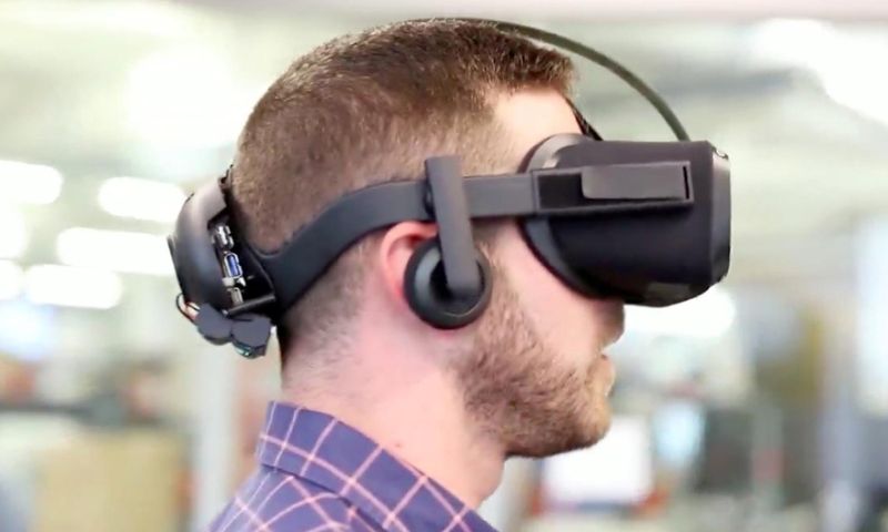 'Facebook werkt aan goedkopere draadloze VR-headset voor 2018'