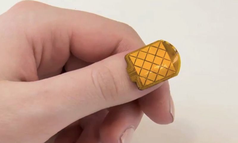 Handen vol? Navigeer met je nagel