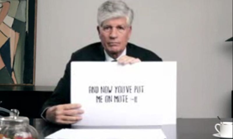 YouTube-video met wachtfilmpjes als je ‘m pauzeert