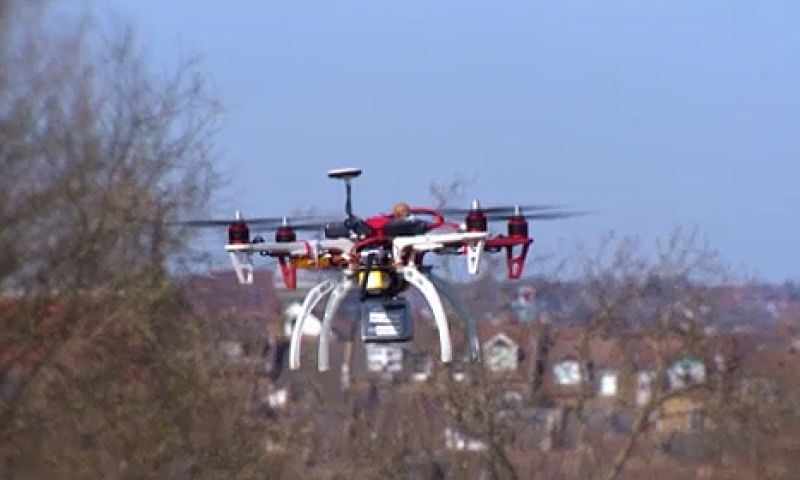 Deze drone steelt je gegevens via wifi