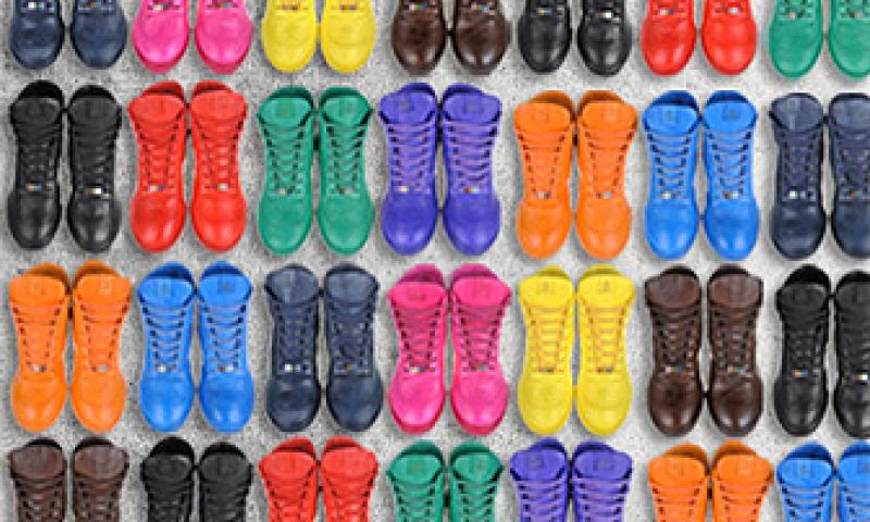 Creatieve community met schoenen