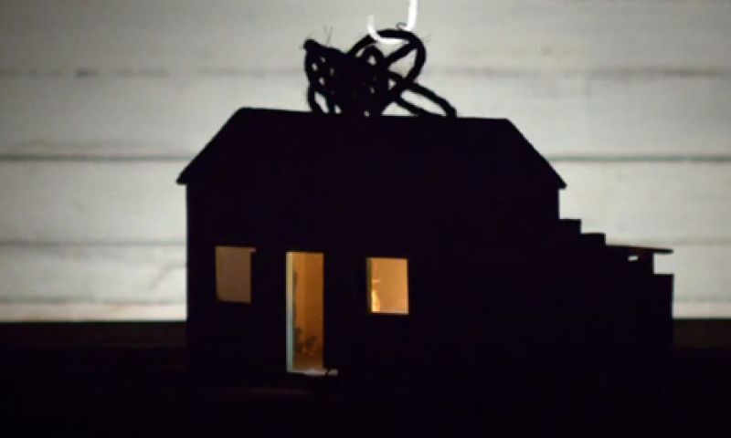 Airbnb bouwt vogelhuisjes