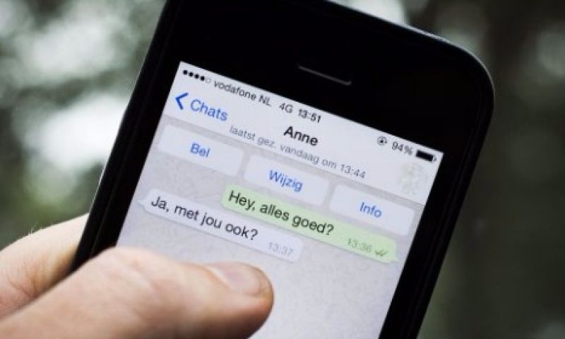 Iets persoonlijks delen? Liever via WhatsApp dan via Facebook
