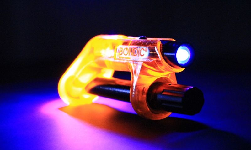 Gadget maakt hard plastic in seconden
