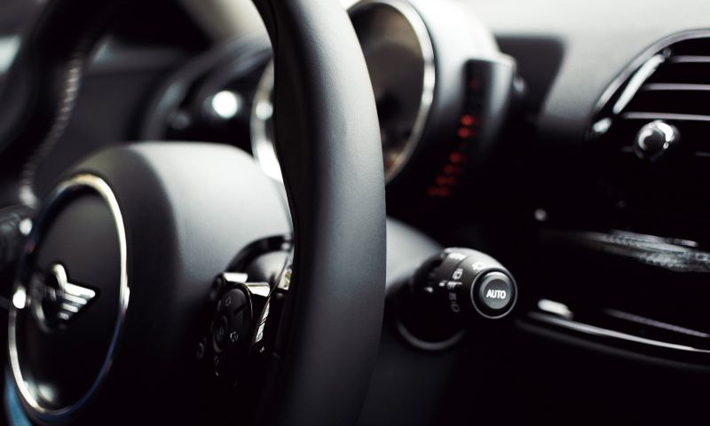 ANWB onderzoekt te dure updates auto-systemen