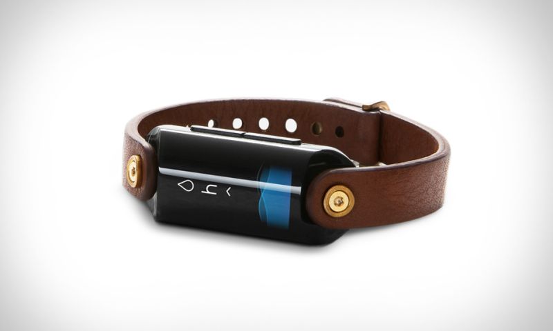 Deze gadget vertelt hoeveel water je moet drinken