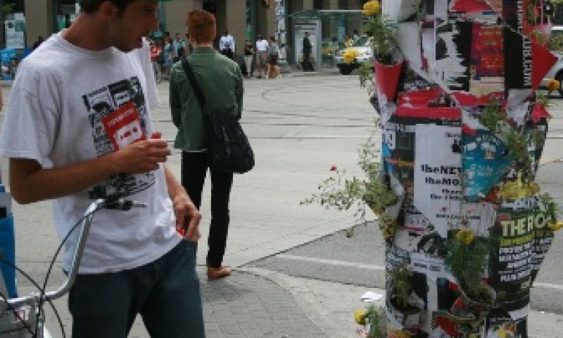 Plakzuil wordt plantenbak