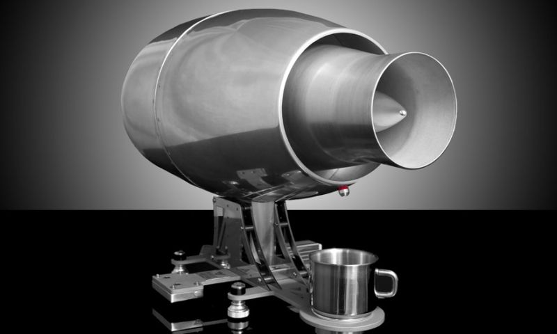 Kopje koffie uit een straalmotor