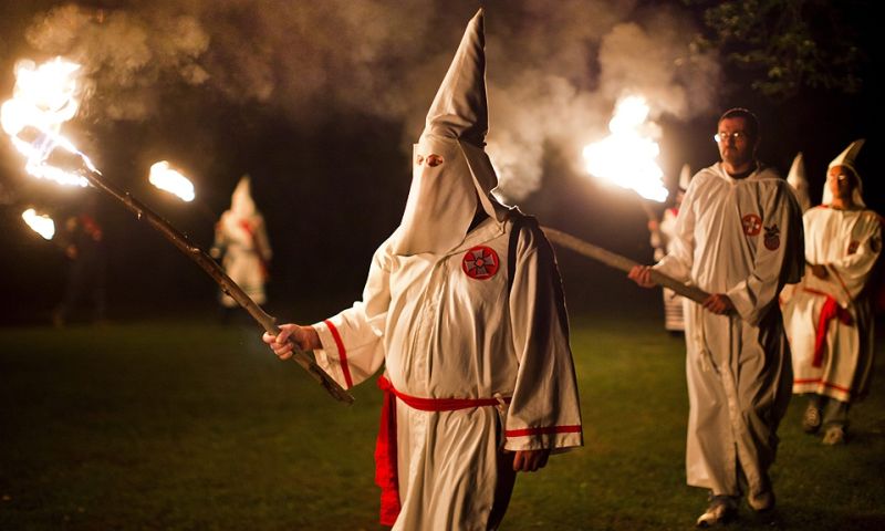 YouTube verbant racistische kanalen, inclusief oud-leider Ku Klux Klan