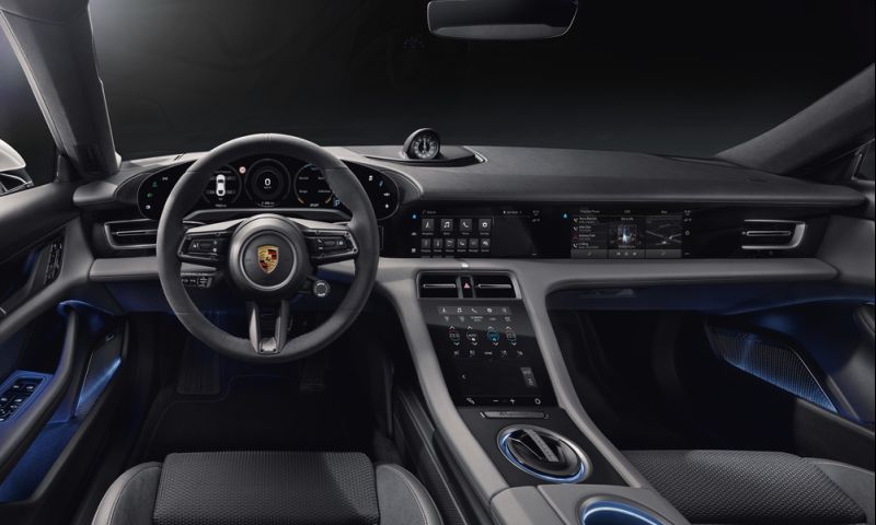 Porsche primeur: touchscreen voor de passagier