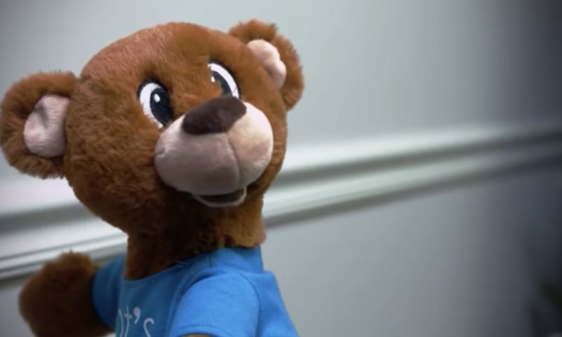 twerkende beer kerstman alexa amazon kerst gadget