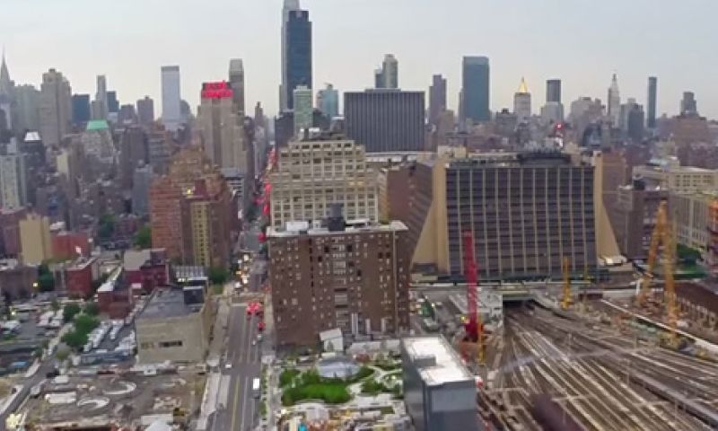 Video: drone filmt New York 