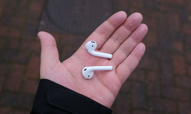 'iPhone kan audio naar twee setjes AirPods tegelijk sturen'