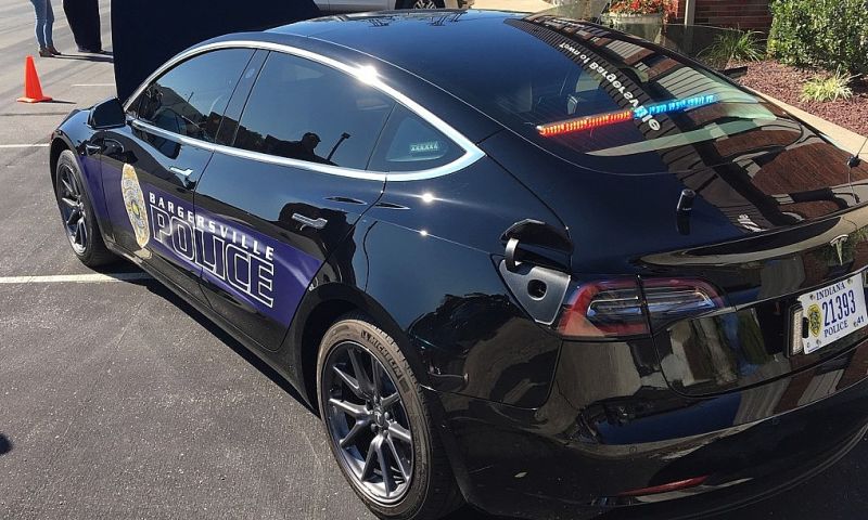 tesla model 3 politie auto amerika politieauto