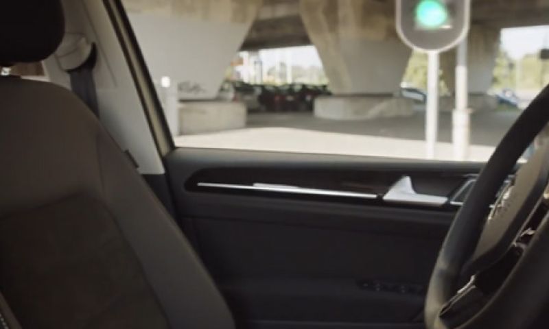 Video: Zelfrijdende auto? Even Apeldoorn bellen...