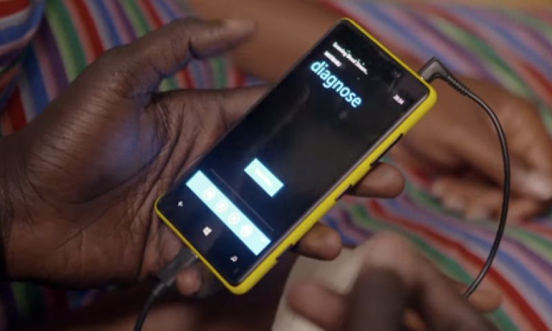 Hoe jonge Oegandezen met apps hun volk gezonder maken