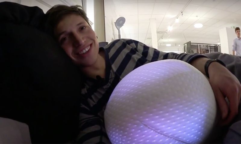 Kijk Bright TV terug: high-tech vissen en slaaprobot