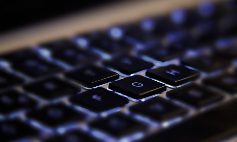 Tips: bescherm jezelf tegen digitaal spionerende exen