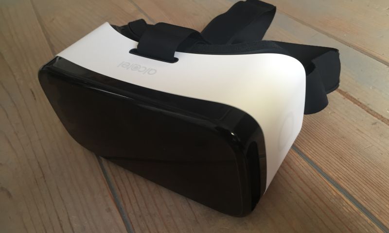 Eerste indruk: Alcatel Idol 4, instaptelefoon voor VR