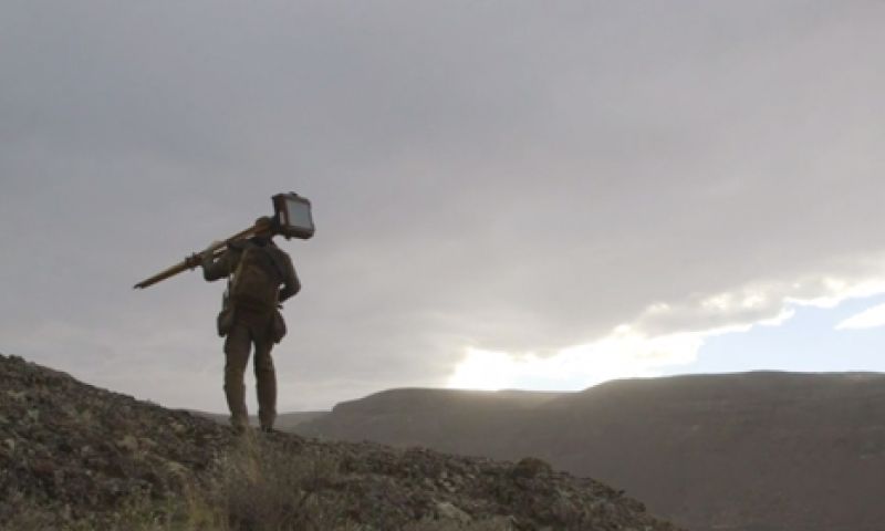 Video: Through the ground glass