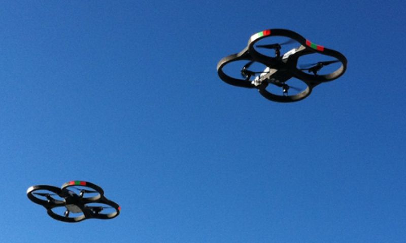 Laat je drone andere drones hacken