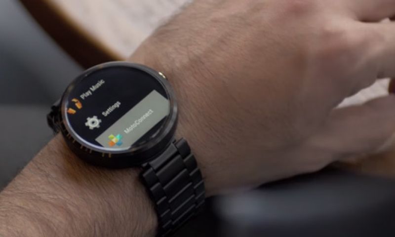 Clipje laat je je smartwatch met gebaren bedienen