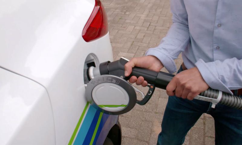 Auto van de toekomst: rijden op waterstof