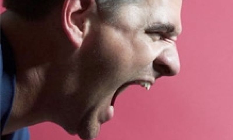 Schreeuw je telefoon toe voor meer energie