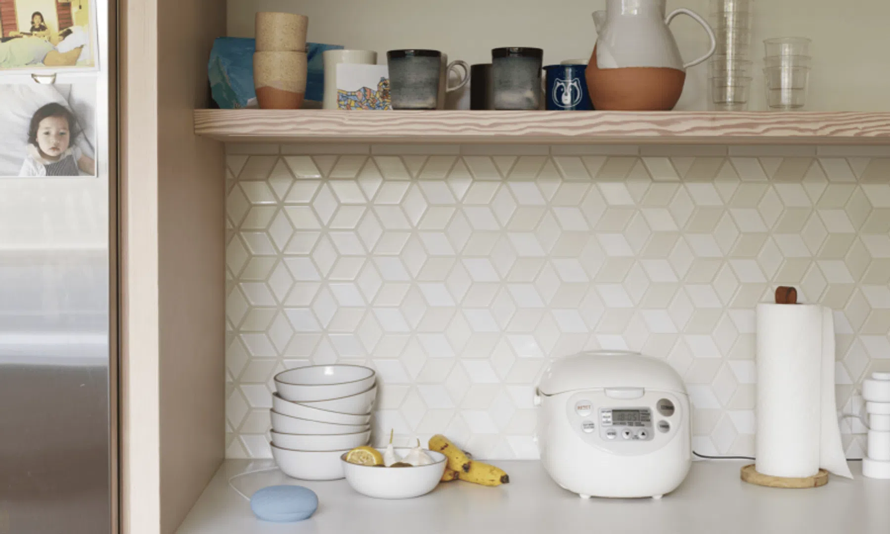 'Nieuwe slimme Google-speaker kan makkelijk aan muur hangen'
