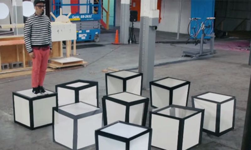 Video: OK GO maakt weer visueel kunststukje in 'one take'