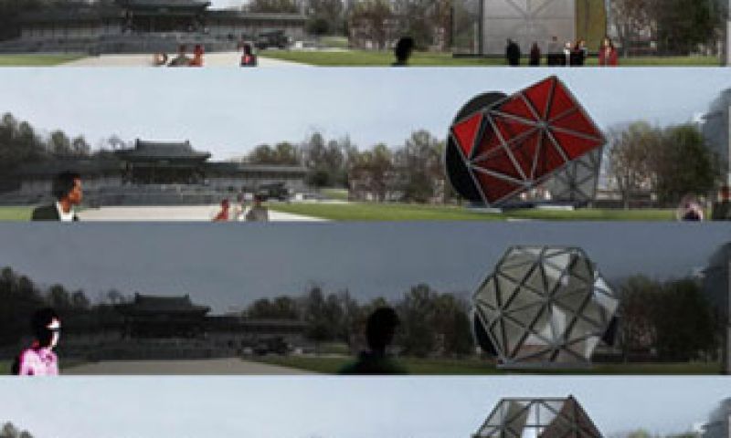 Rem Koolhaas speelt met Transformers