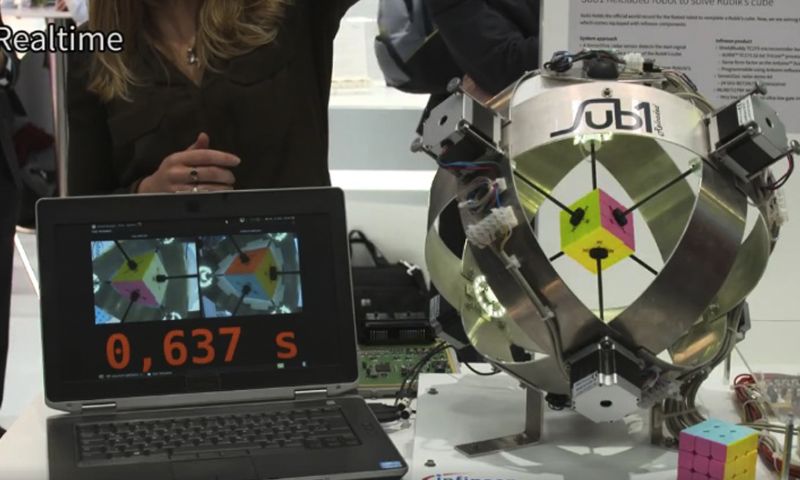 Video: Robot lost Rubik's Cube in recordsnelheid op