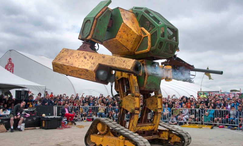 Eerste gevecht tussen mega-robots deze zomer