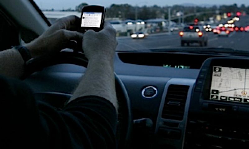 Geen verbod op smartphones in verkeer