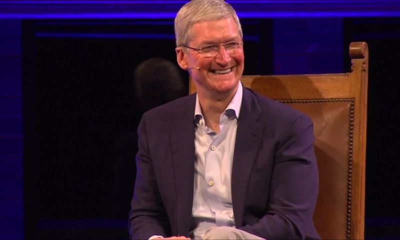 Kijk gesprek Tim Cook terug: 'Omarm immigratie'
