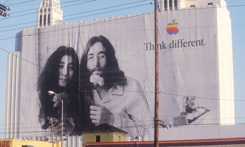 Commentaar: 20 jaar Think Different. Denkt Apple nog steeds anders?