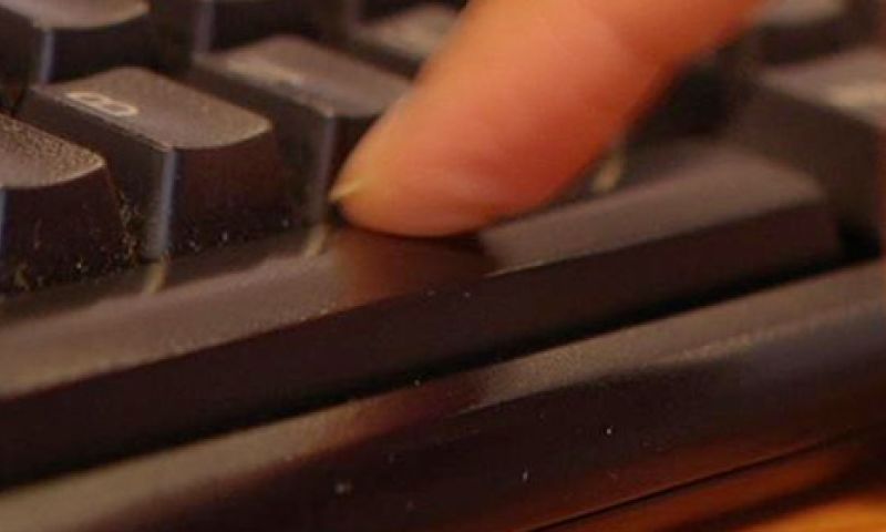 Google overweegt spatiebalk te schrappen uit Chromebooks