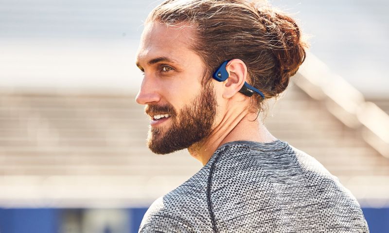 Aftershokz Trekz Air speelt muziek via je botten in plaats van in je oren