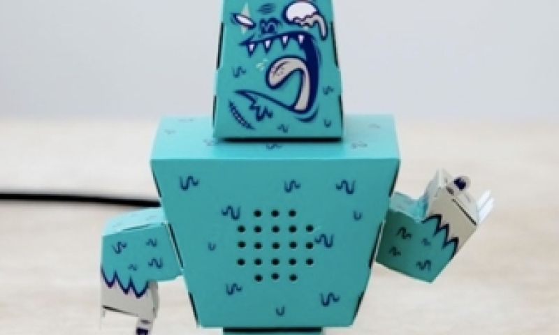 ReaDIYmates zijn paper toys met wifi